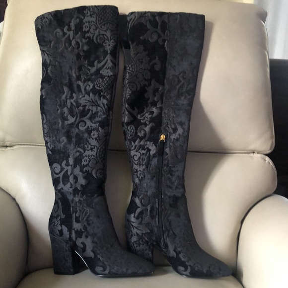 Nine West Siventa Brocade Boot - Picture 8 of 15